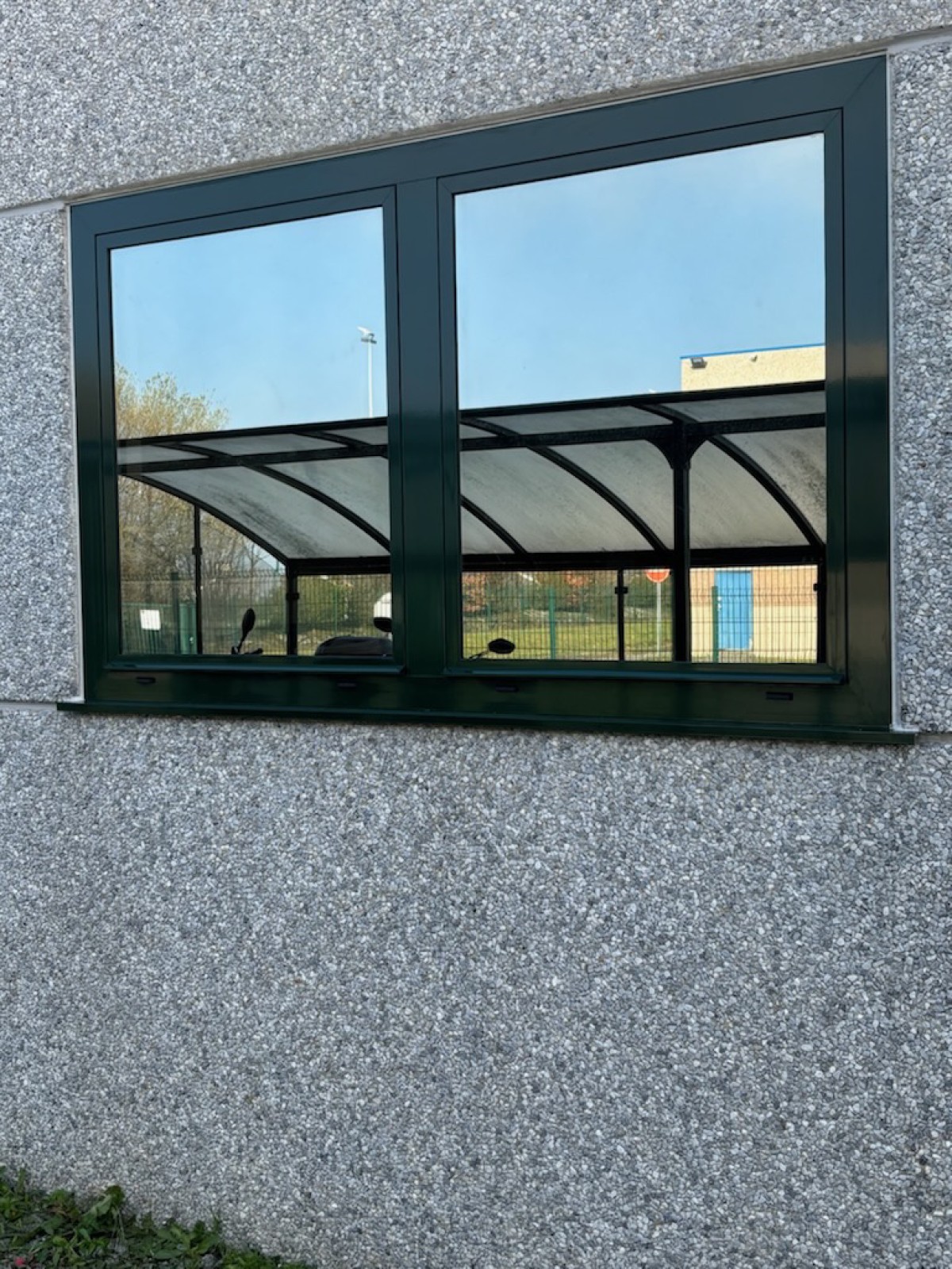 remplacement fenêtres d'un atelier sur Montivilliers